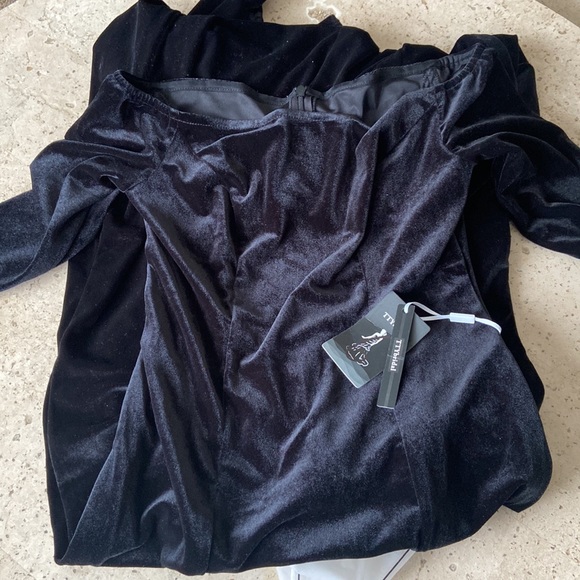 Off The Shoulder Velvet Mermaid Evening Gown Long Prom Party Dress,Black color - Picture 3 of 8